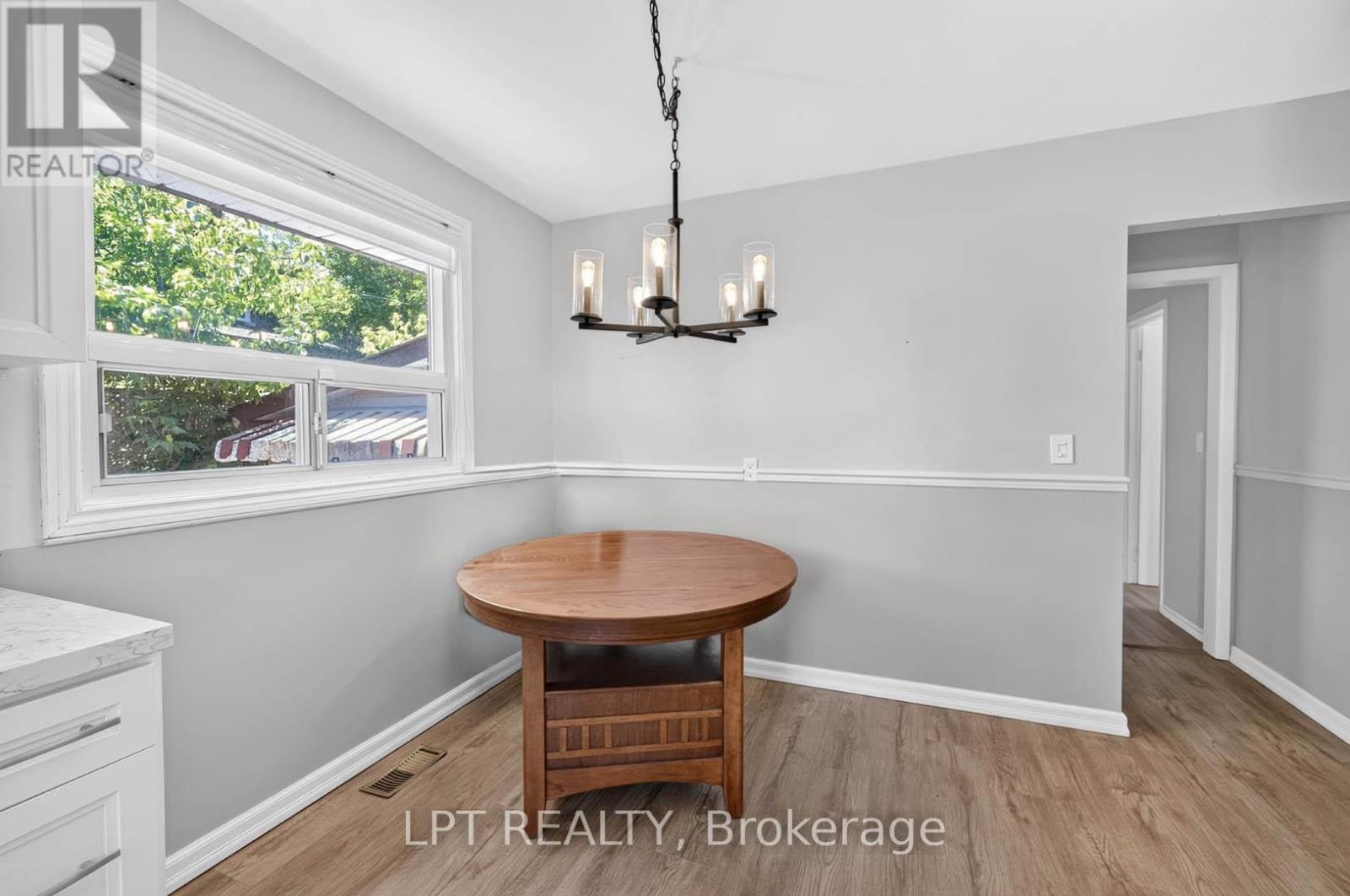 340 Fairlawn Street, Oshawa, Ontario  L1J 4R3 - Photo 11 - E13482630