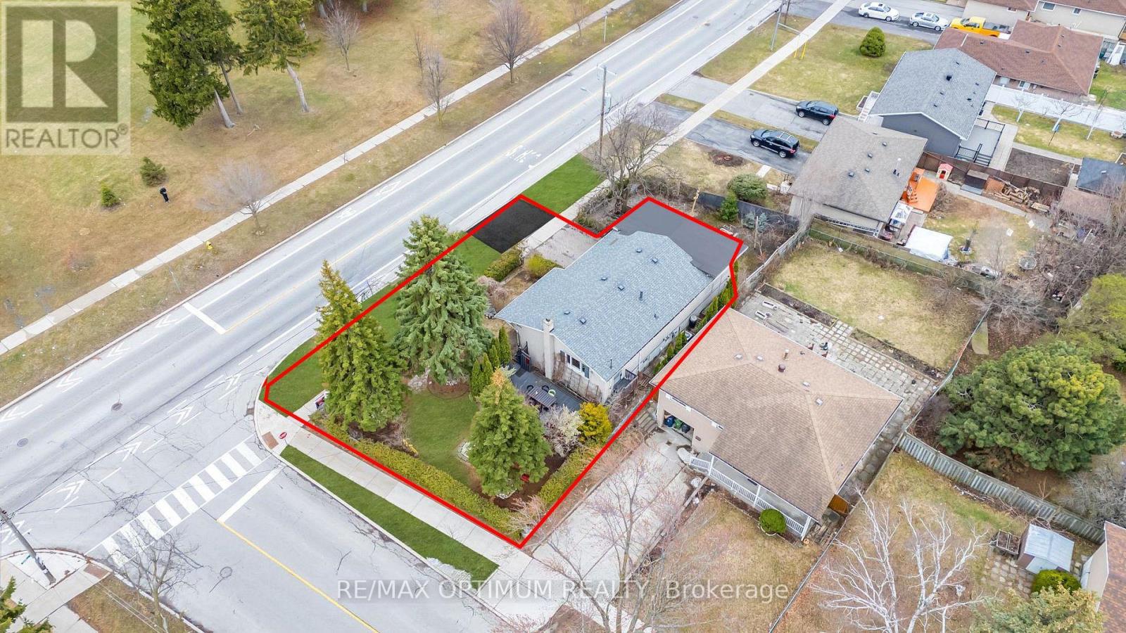 1 Dundee Drive, Toronto, Ontario  M3J 1H5 - Photo 6 - W13249152