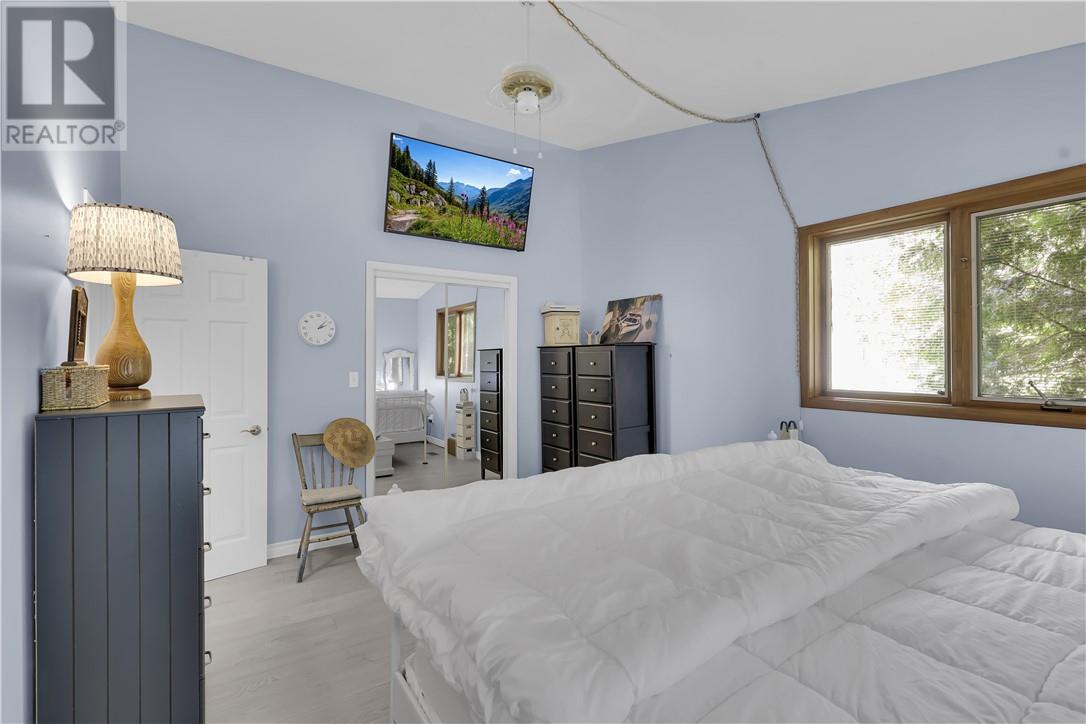 497 Whites Point Road, Little Current, Ontario  P0P 1K0 - Photo 28 - 2128704
