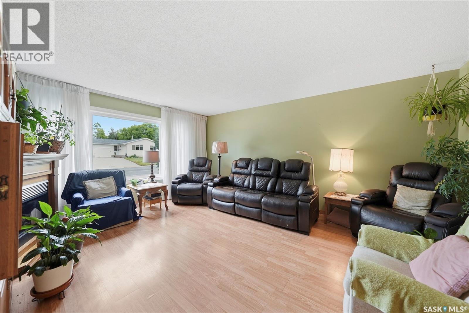 20 Clark Crescent, Saskatoon, Saskatchewan  S7H 3L9 - Photo 4 - SK040273