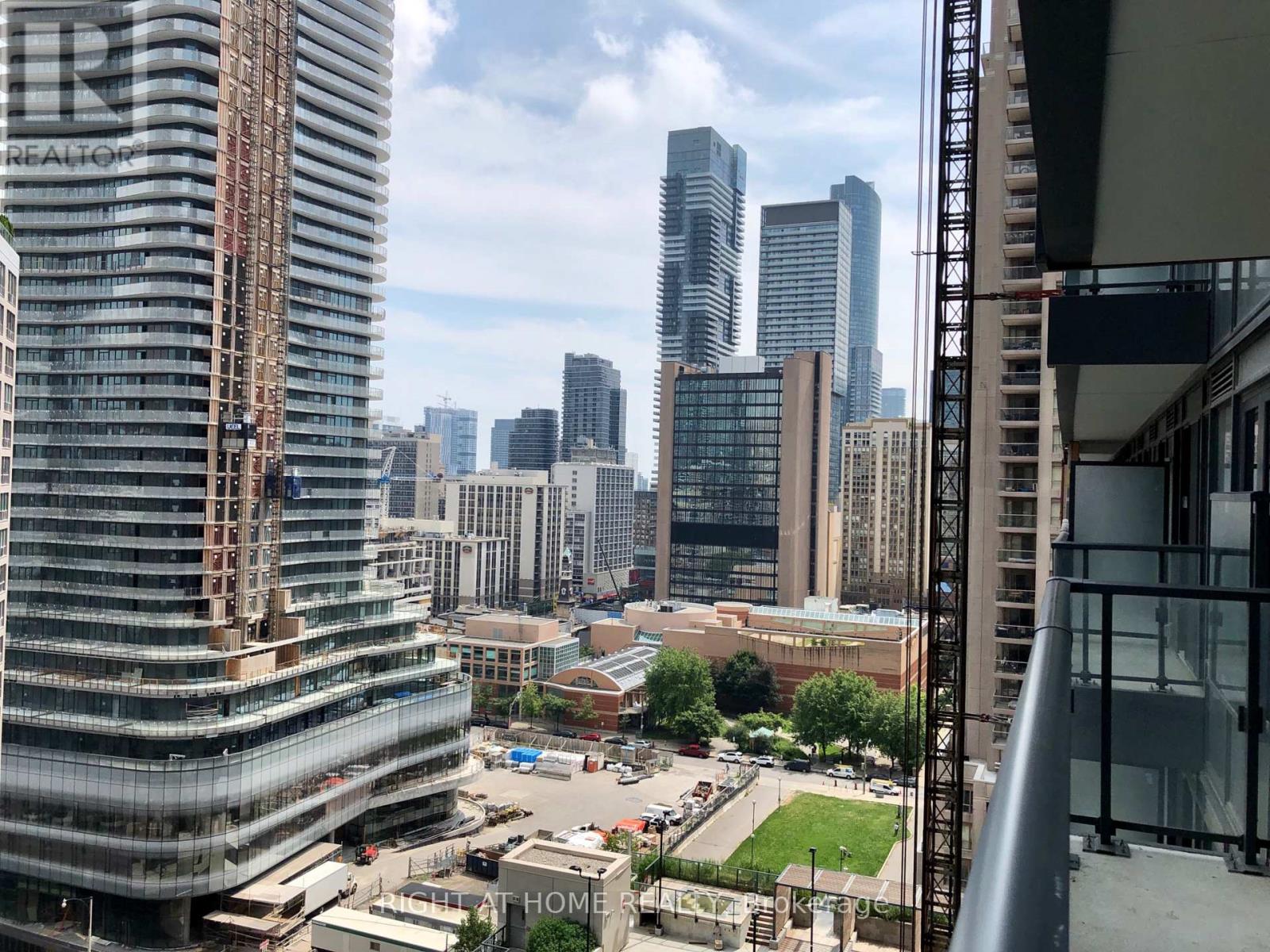 1616 - 955 Bay Street, Toronto, Ontario  M5S 0C6 - Photo 24 - C13481840