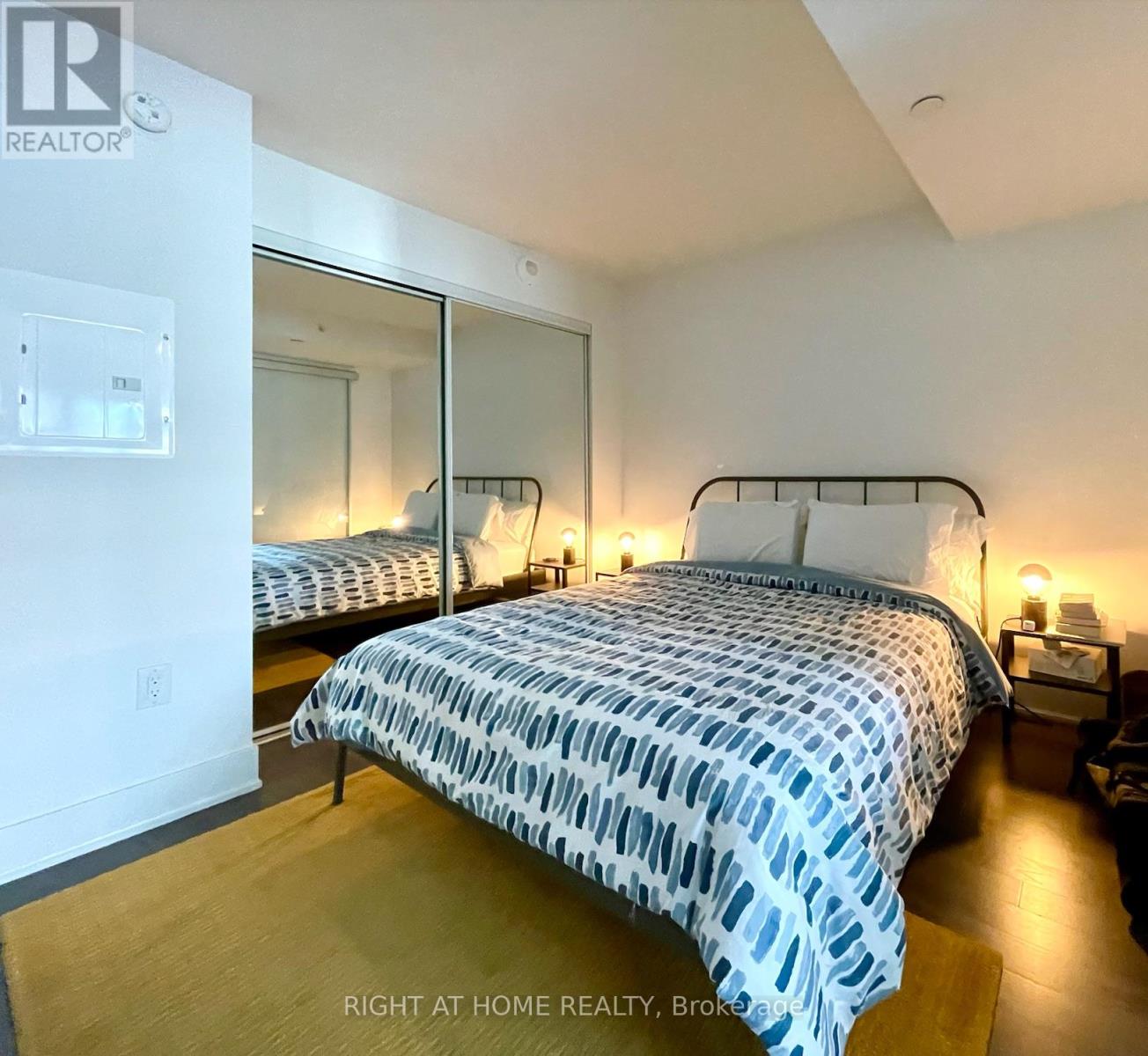1616 - 955 Bay Street, Toronto, Ontario  M5S 0C6 - Photo 5 - C13481840