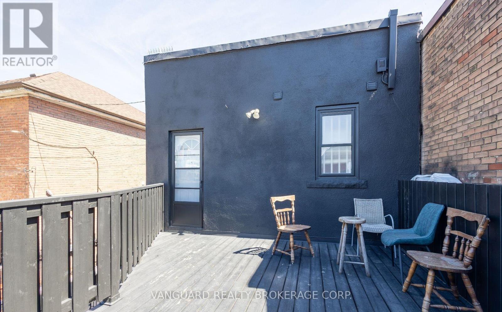 1212 Dufferin Street, Toronto, Ontario  M6H 4C1 - Photo 21 - W13415956