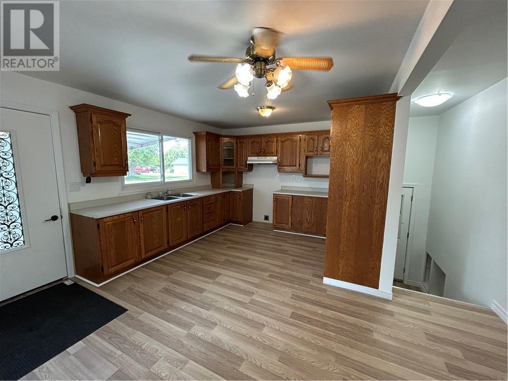 41 King Street E., St. Charles, Ontario  P0M 2W0 - Photo 10 - 2128730