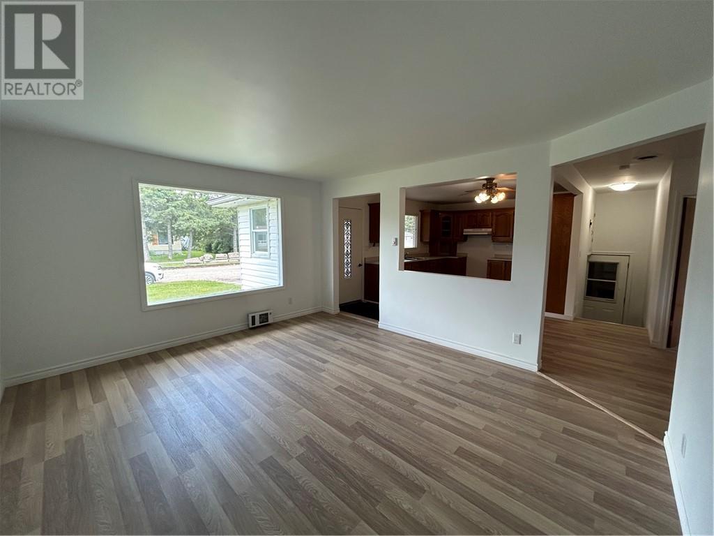 41 King Street E., St. Charles, Ontario  P0M 2W0 - Photo 14 - 2128730