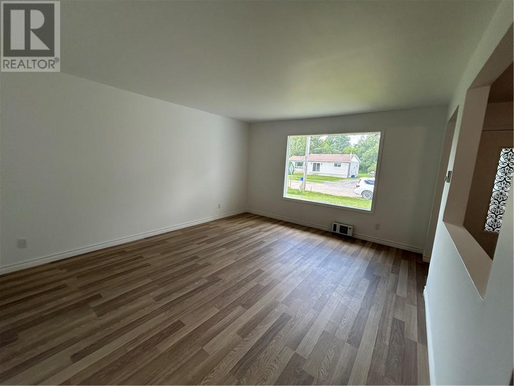 41 King Street E., St. Charles, Ontario  P0M 2W0 - Photo 17 - 2128730
