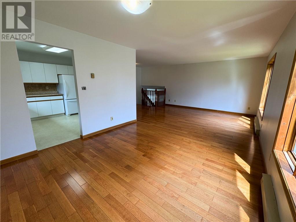 26 Timothy Avenue, Lively, Ontario  P3Y 1B5 - Photo 10 - 2128725