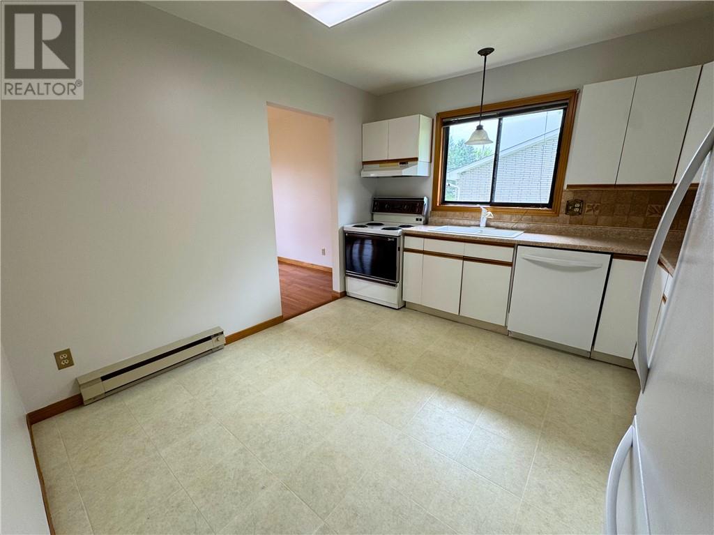 26 Timothy Avenue, Lively, Ontario  P3Y 1B5 - Photo 14 - 2128725