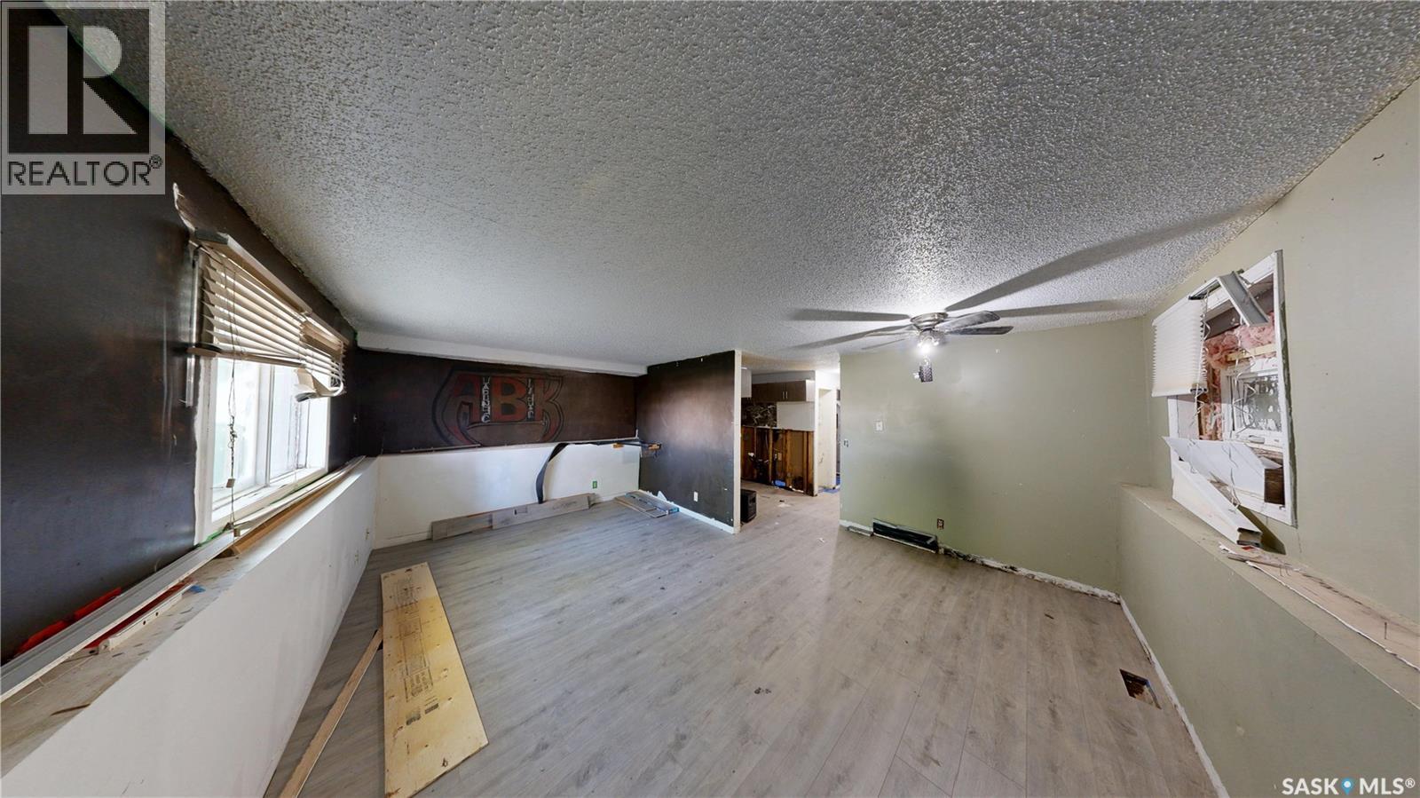 1633 Retallack Street, Regina, Saskatchewan  S4T 2J6 - Photo 15 - SK040468