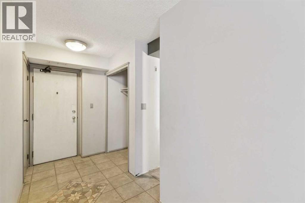 703, 215 14 Avenue SW, Calgary, Alberta  T2R 0M2 - Photo 4 - A2323301