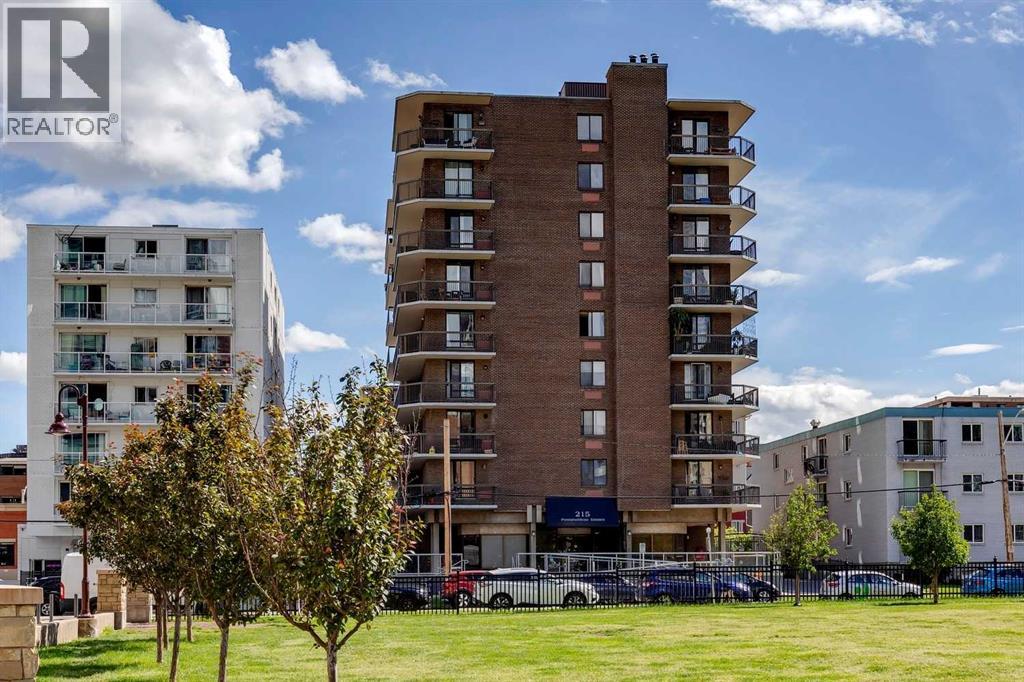 703, 215 14 Avenue SW, Calgary, Alberta  T2R 0M2 - Photo 1 - A2323301