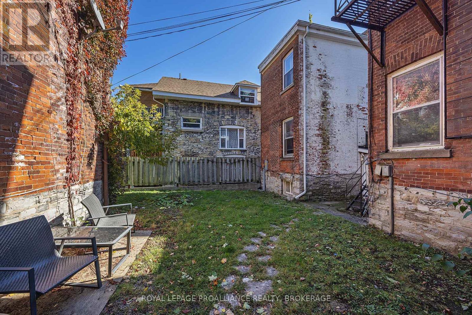 217 William Street, Kingston, Ontario  K7L 2E2 - Photo 7 - X13483058