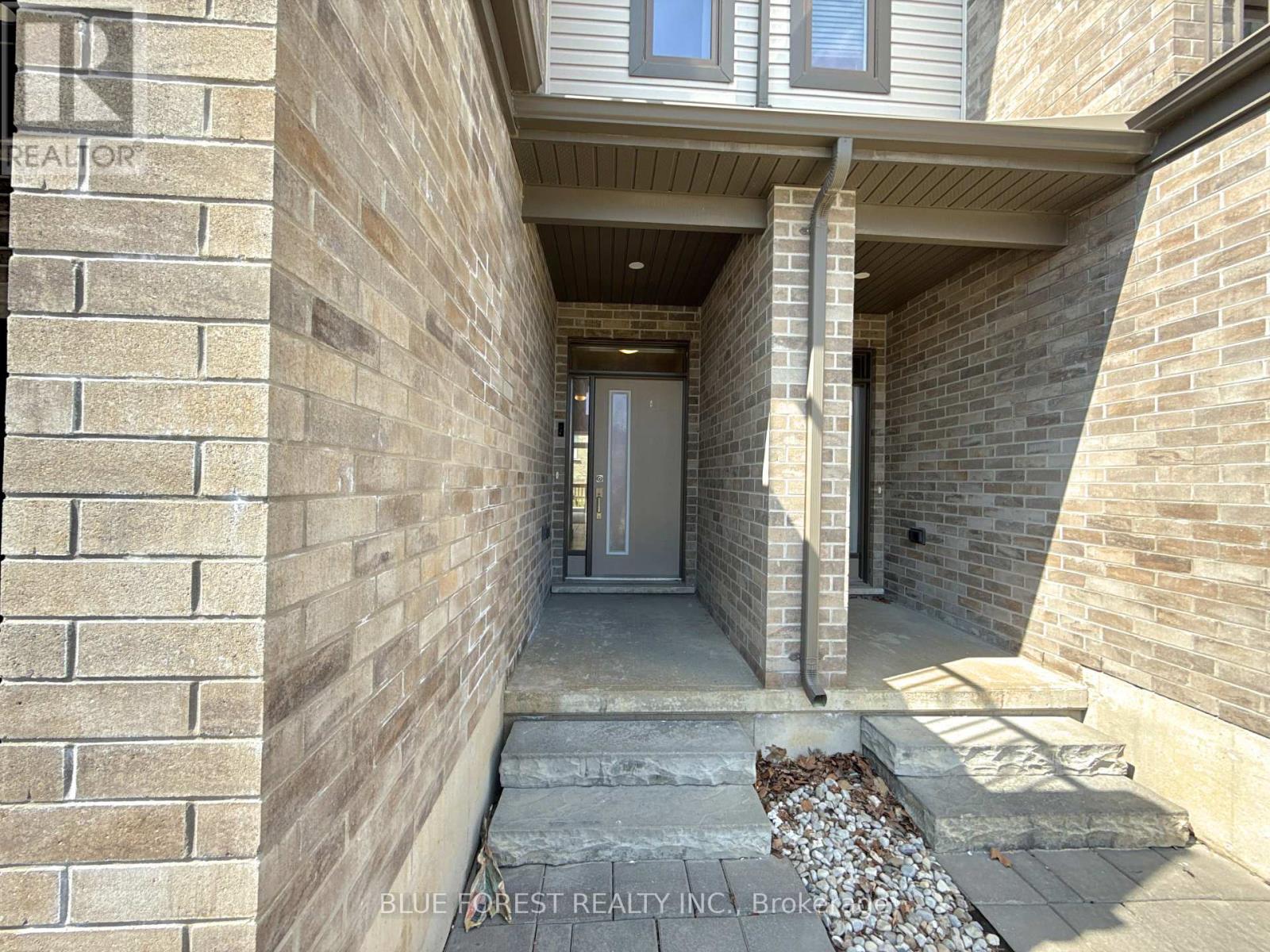 47 - 2112 Meadowgate Boulevard, London South, Ontario  N6M 0H5 - Photo 2 - X13482904