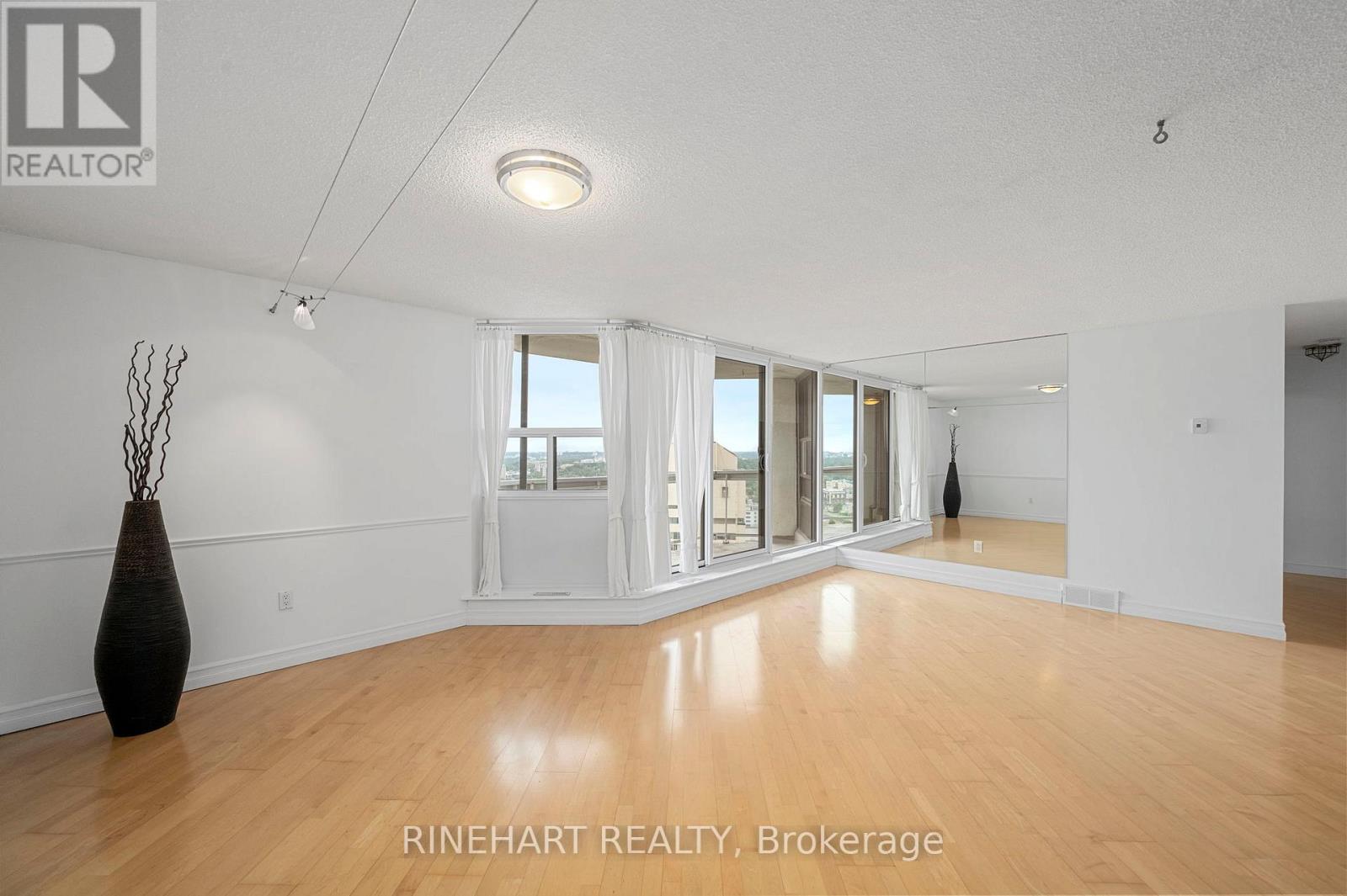 2701 - 363 Colborne Street, London East, Ontario  N6B 3N3 - Photo 11 - X13482966