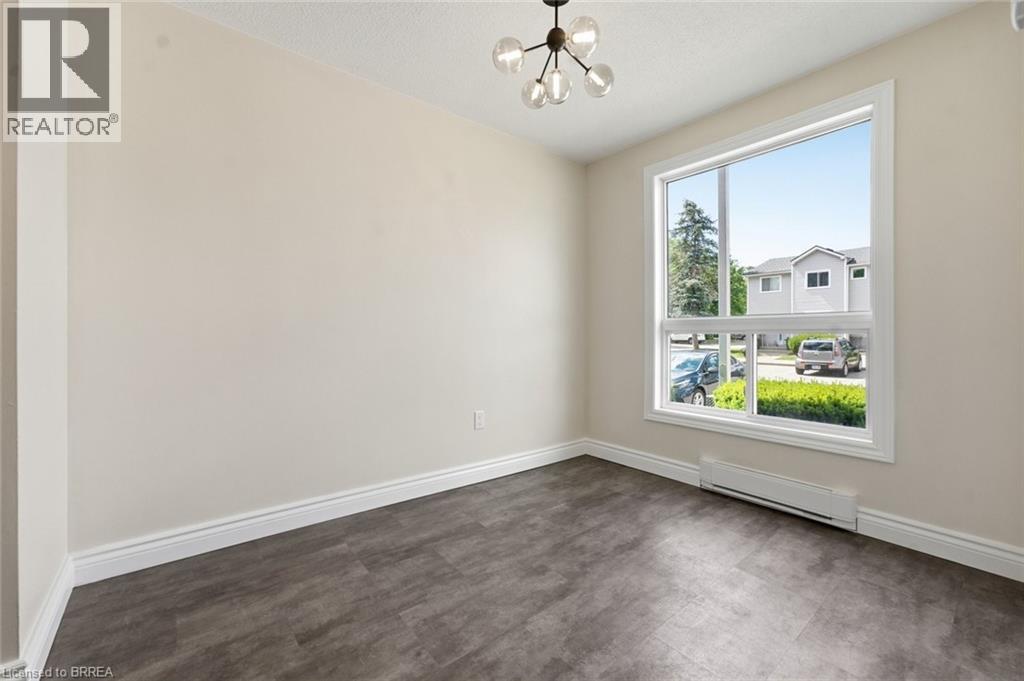476 Grey Street Unit# 3, Brantford, Ontario  N3S 7S5 - Photo 7 - 40842365