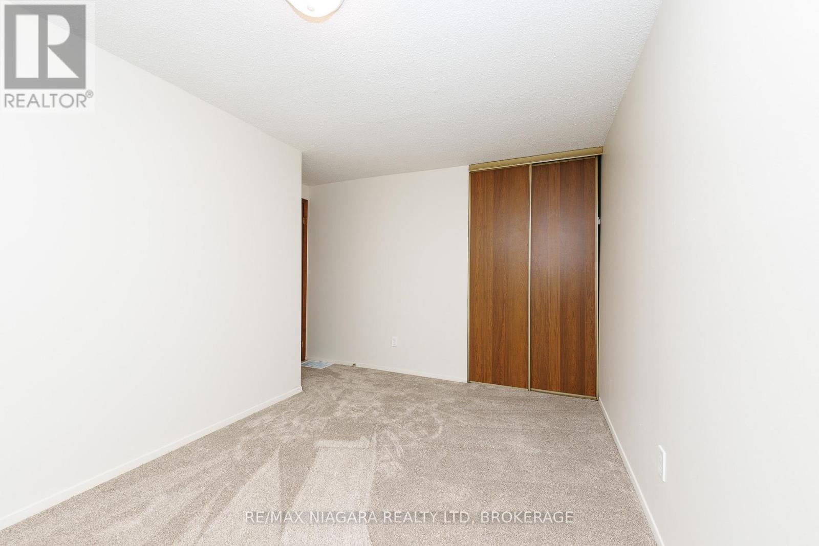 37 - 302 Vine Street, St. Catharines, Ontario  L2M 7M6 - Photo 20 - X13482954