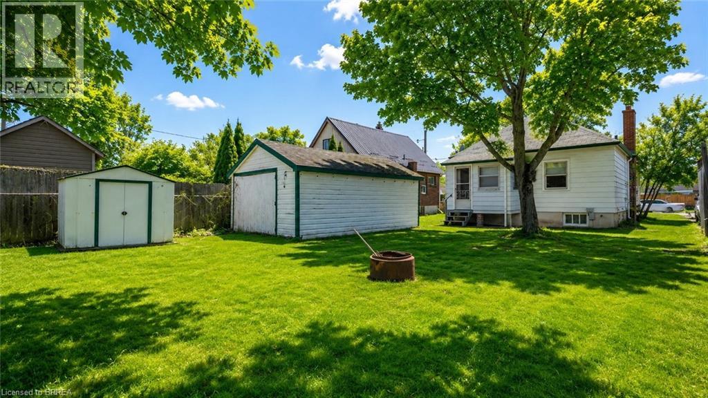 30 Third Avenue, St. Thomas, Ontario  N5R 4J9 - Photo 3 - 40835531