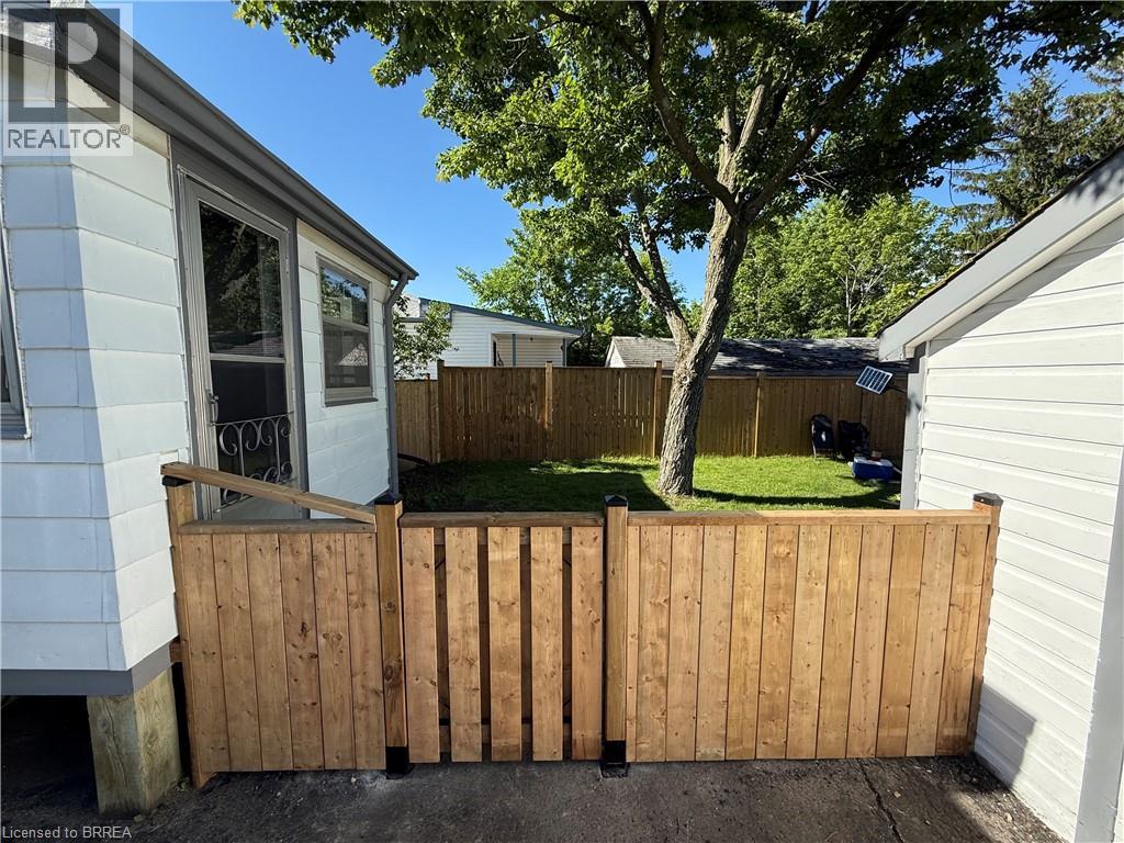 30 Third Avenue, St. Thomas, Ontario  N5R 4J9 - Photo 20 - 40835531