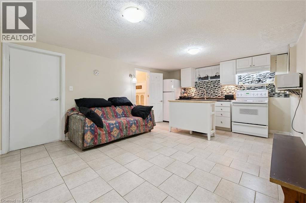 271 Mausser Avenue, Kitchener, Ontario N2M 3L2 - Photo 24 - 40842566