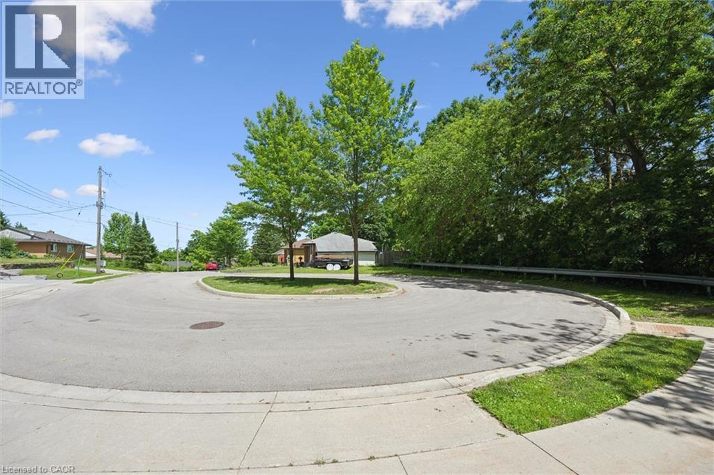 271 Mausser Avenue, Kitchener, Ontario N2M 3L2 - Photo 45 - 40842566