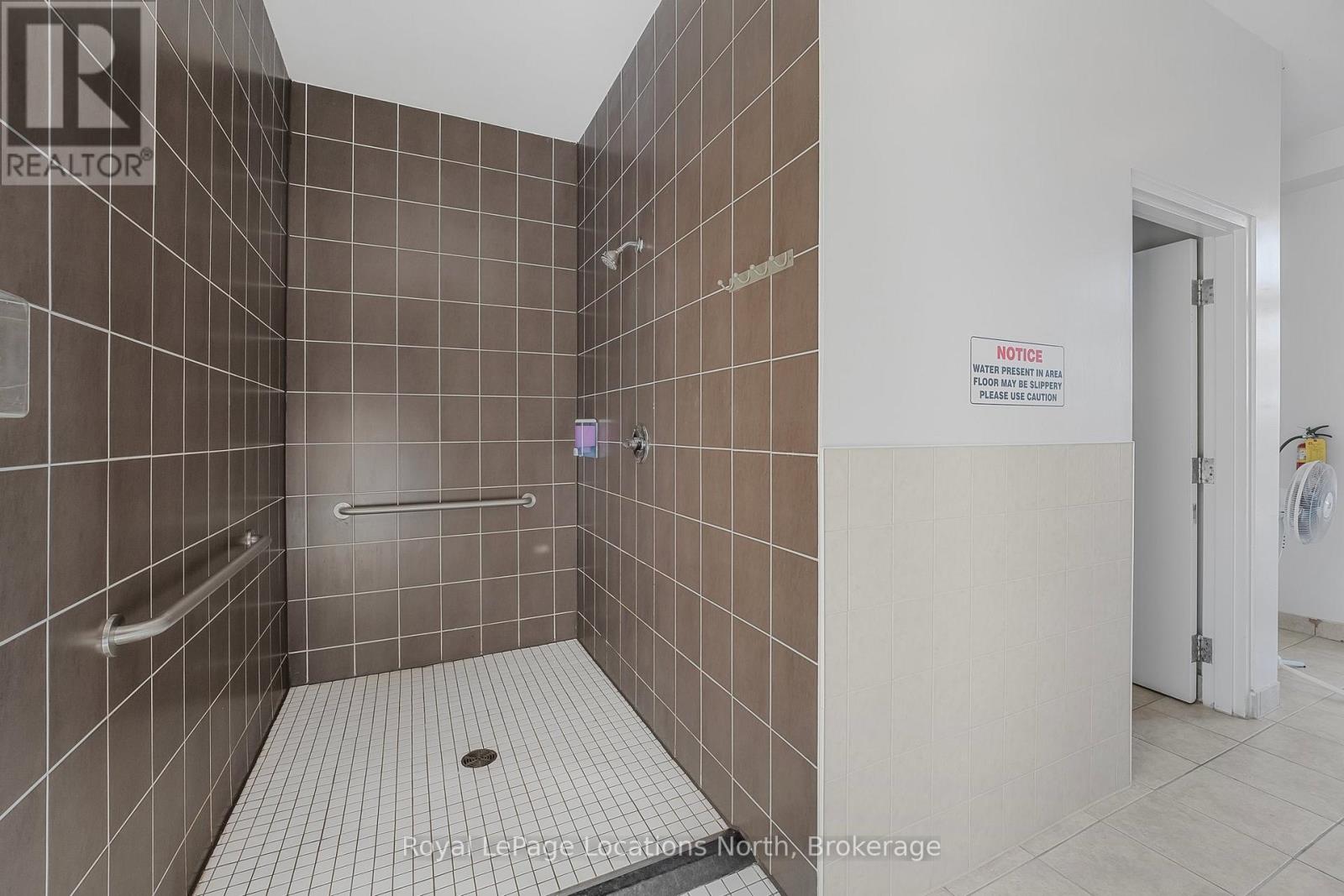 201 - 4 Brandy Lane Drive, Collingwood, Ontario  L9Y 0X4 - Photo 33 - S13483048