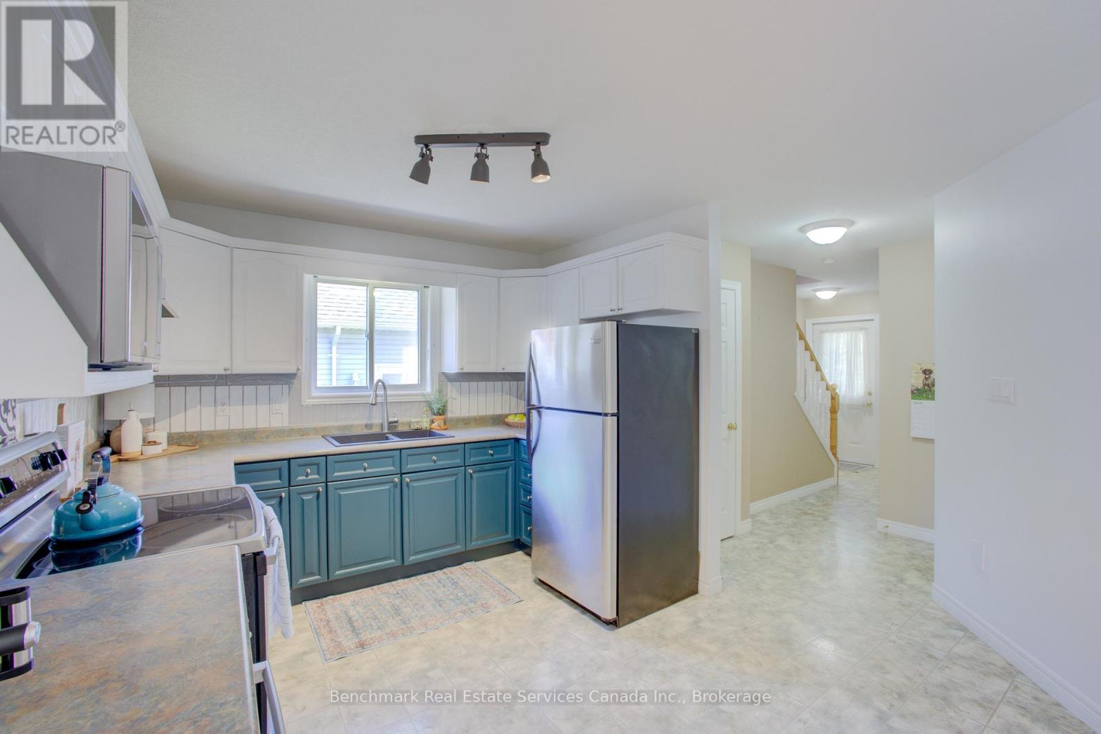 237 Huron Street S, St. Marys, Ontario  N4X 1A7 - Photo 11 - X13482822
