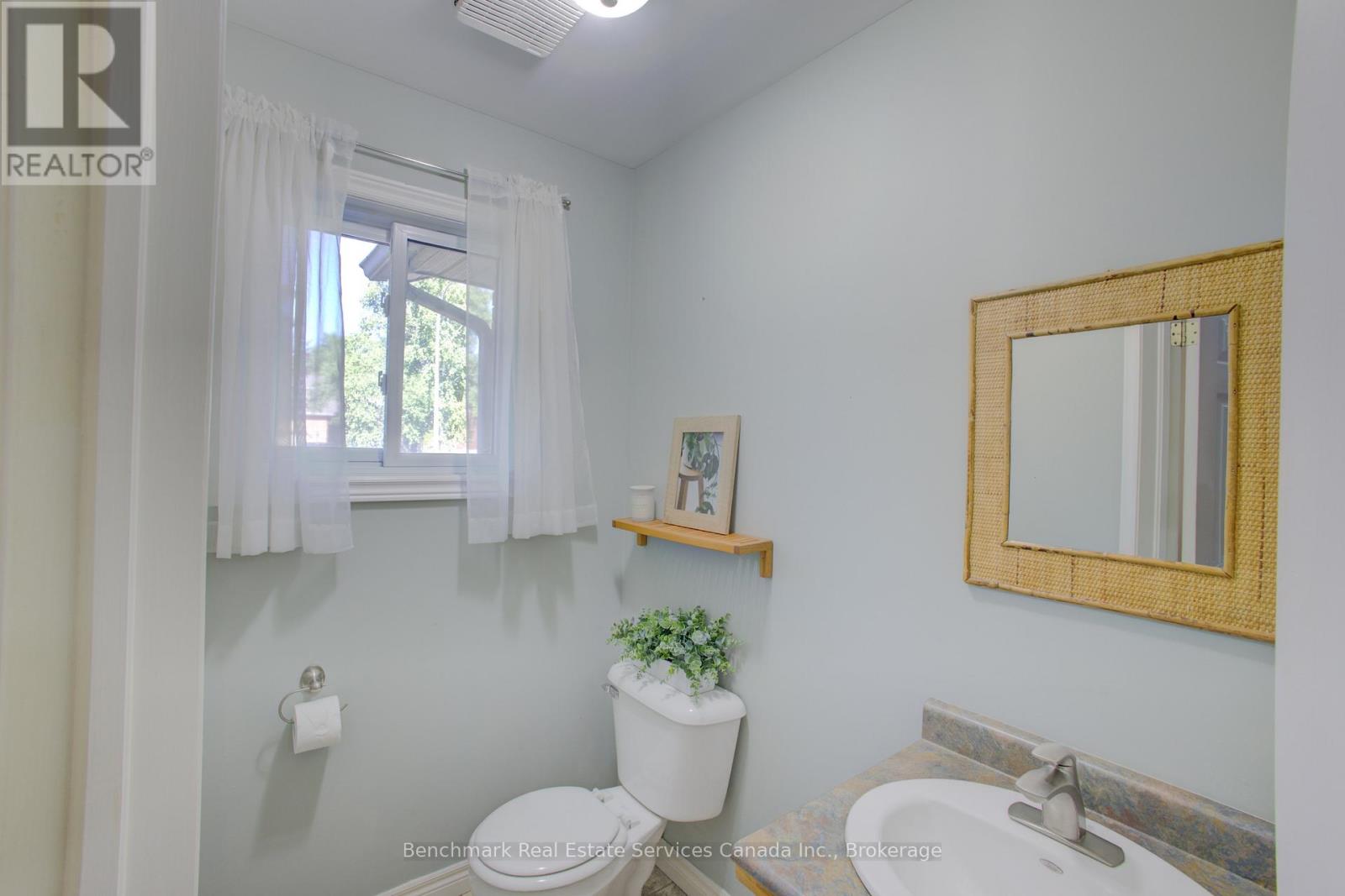 237 Huron Street S, St. Marys, Ontario  N4X 1A7 - Photo 7 - X13482822