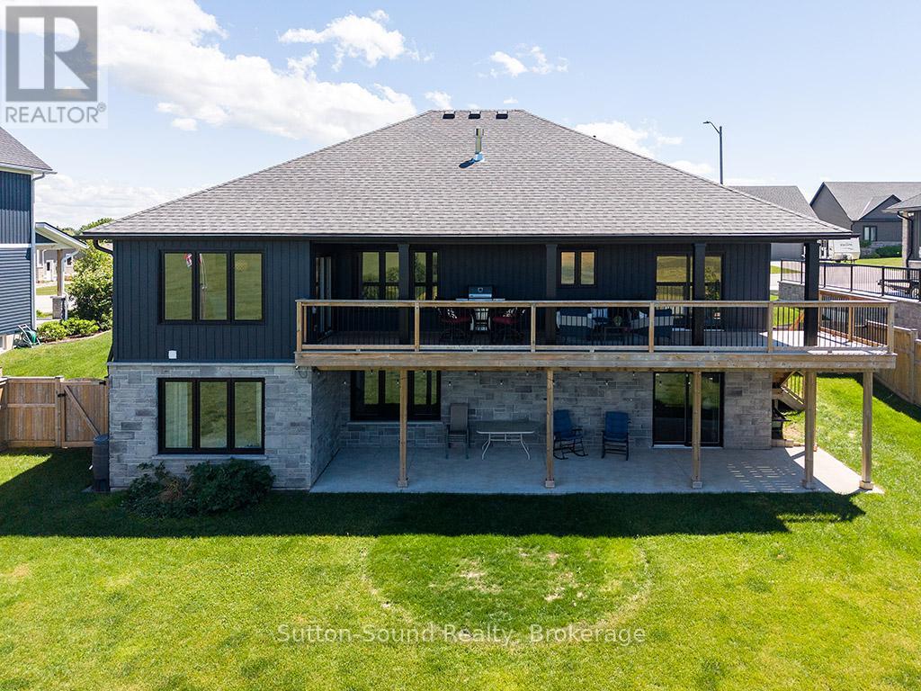 32 Chestnut Hill Crescent, Arran-Elderslie, Ontario  N0H 2N0 - Photo 3 - X13482910