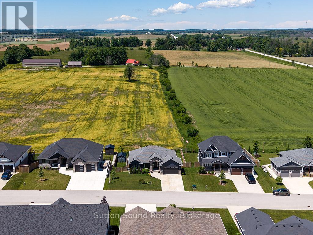 32 Chestnut Hill Crescent, Arran-Elderslie, Ontario  N0H 2N0 - Photo 6 - X13482910
