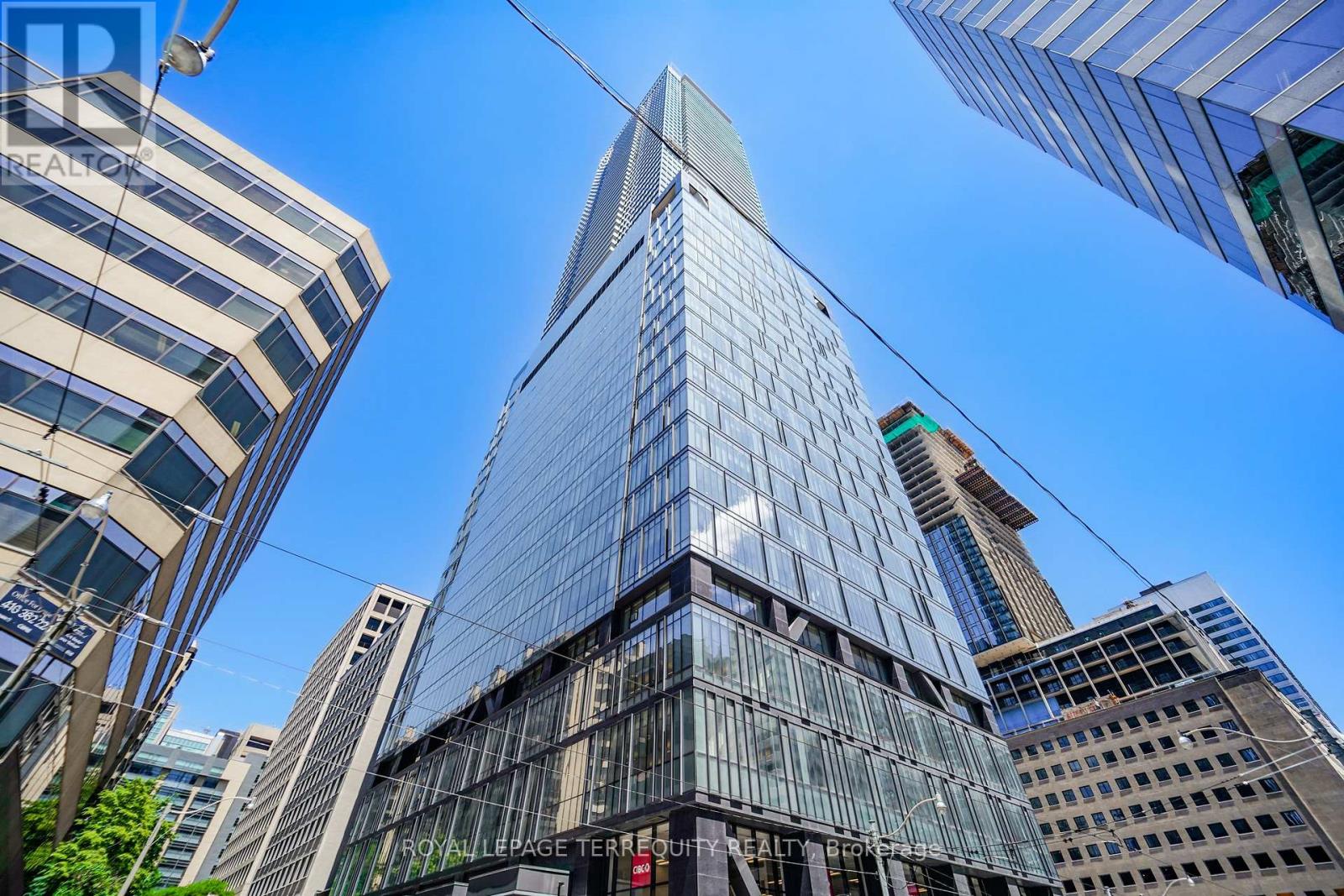 5008 - 488 UNIVERSITY AVENUE, Toronto, Ontario