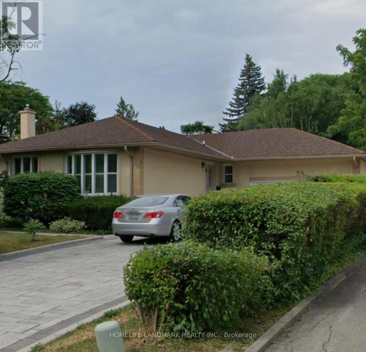 20 BURBANK DRIVE, Toronto, Ontario
