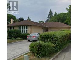 20 BURBANK DRIVE, Toronto, Ontario