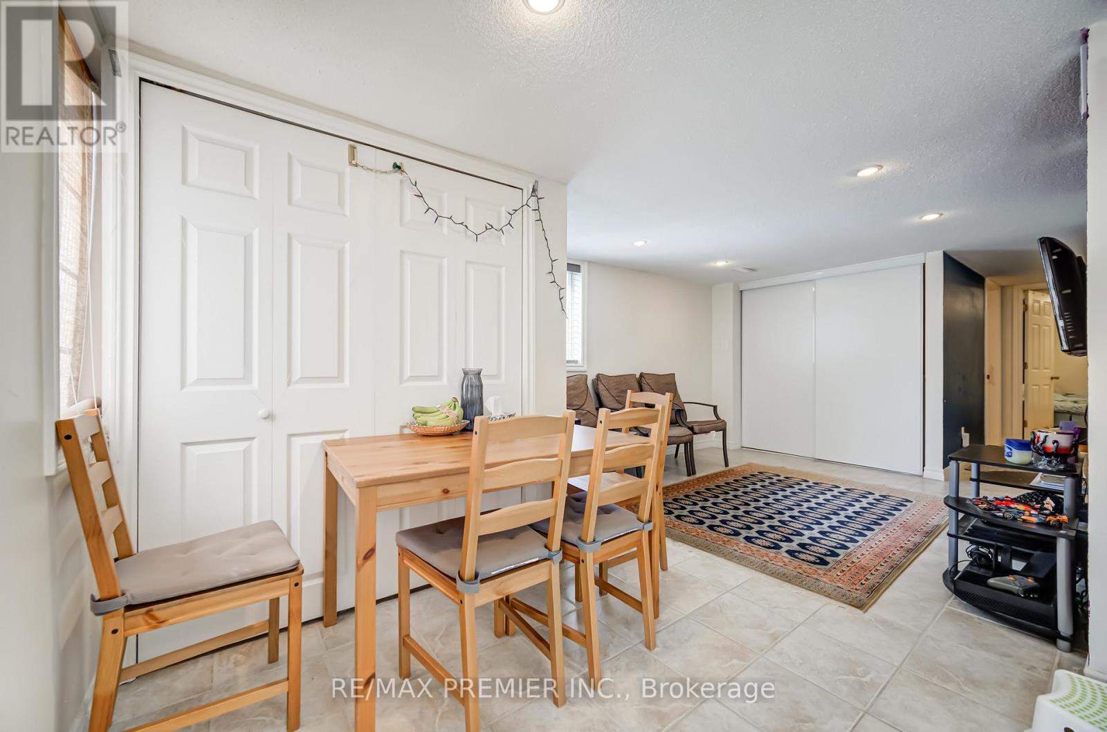 149 Ducatel Crescent, Ajax, Ontario  L1T 0B1 - Photo 37 - E13482828