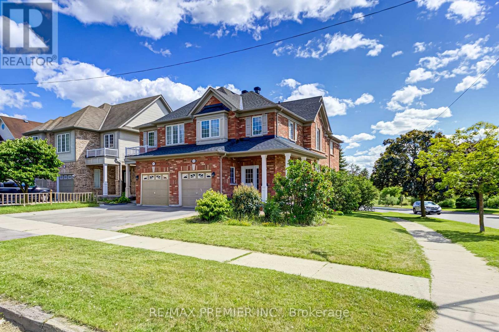 149 Ducatel Crescent, Ajax, Ontario  L1T 0B1 - Photo 4 - E13482828