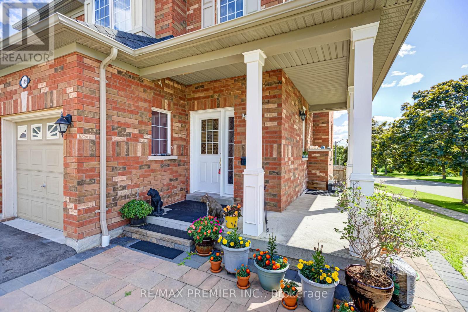 149 Ducatel Crescent, Ajax, Ontario  L1T 0B1 - Photo 6 - E13482828