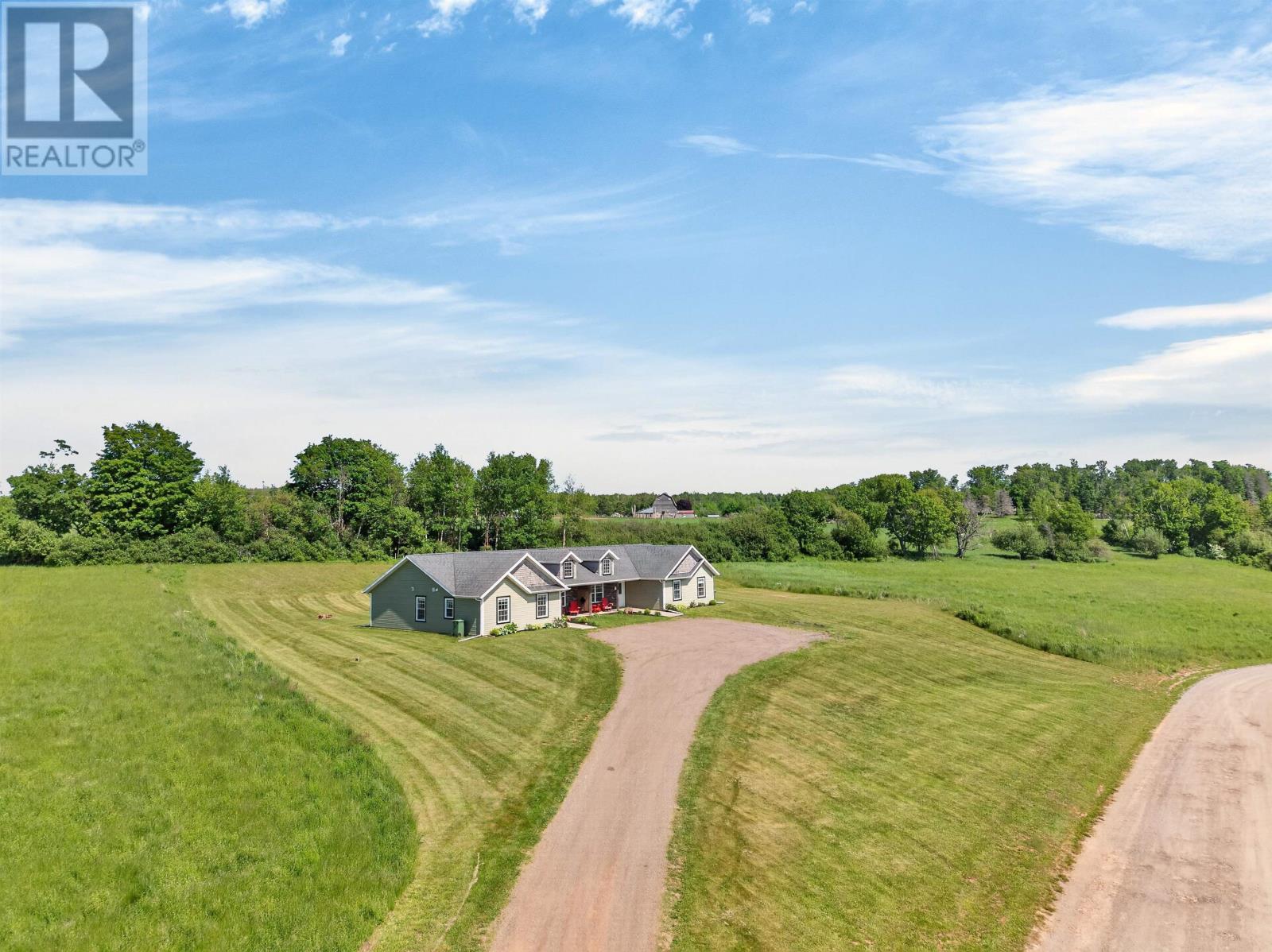 67 & 69 Ocean Drive, Stanley Bridge, Prince Edward Island  C0A 1N0 - Photo 2 - 202615477