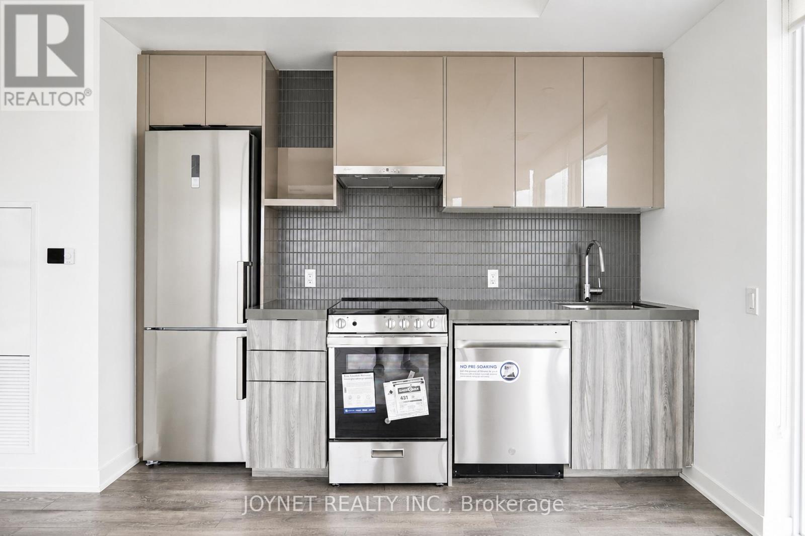 1004 - 10 Flavelle Trail, Vaughan, Ontario  L4L 1V8 - Photo 8 - N13482762