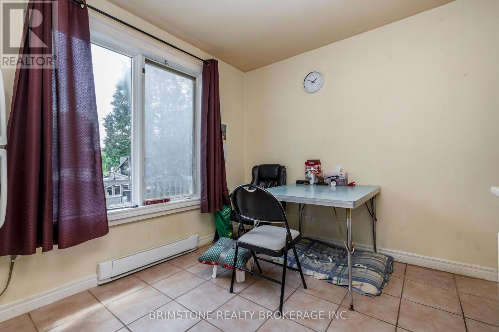 24 Brentwood Road, Essa, Ontario  L0M 1B2 - Photo 7 - N13482862