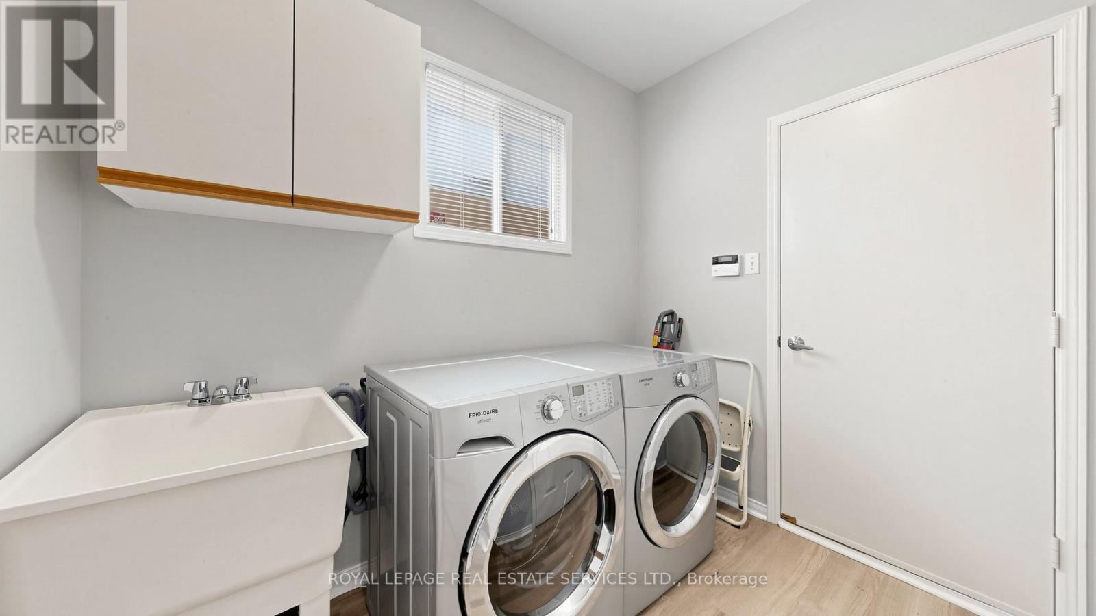 15 Maxwell Court, Vaughan, Ontario  L4J 6Y3 - Photo 12 - N13482870