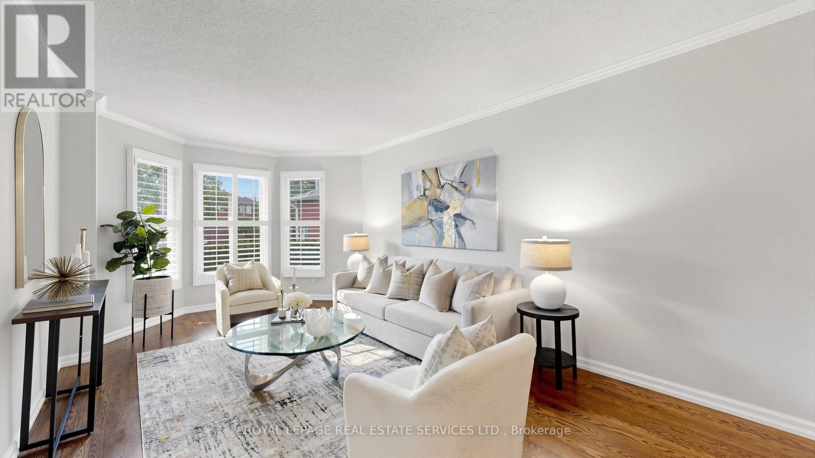 15 Maxwell Court, Vaughan, Ontario  L4J 6Y3 - Photo 3 - N13482870