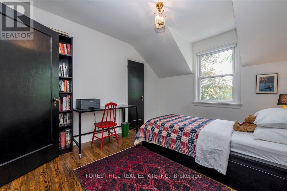 131 Toronto Street, Barrie (Queen's Park), Ontario  L4N 1V3 - Photo 15 - S13482984