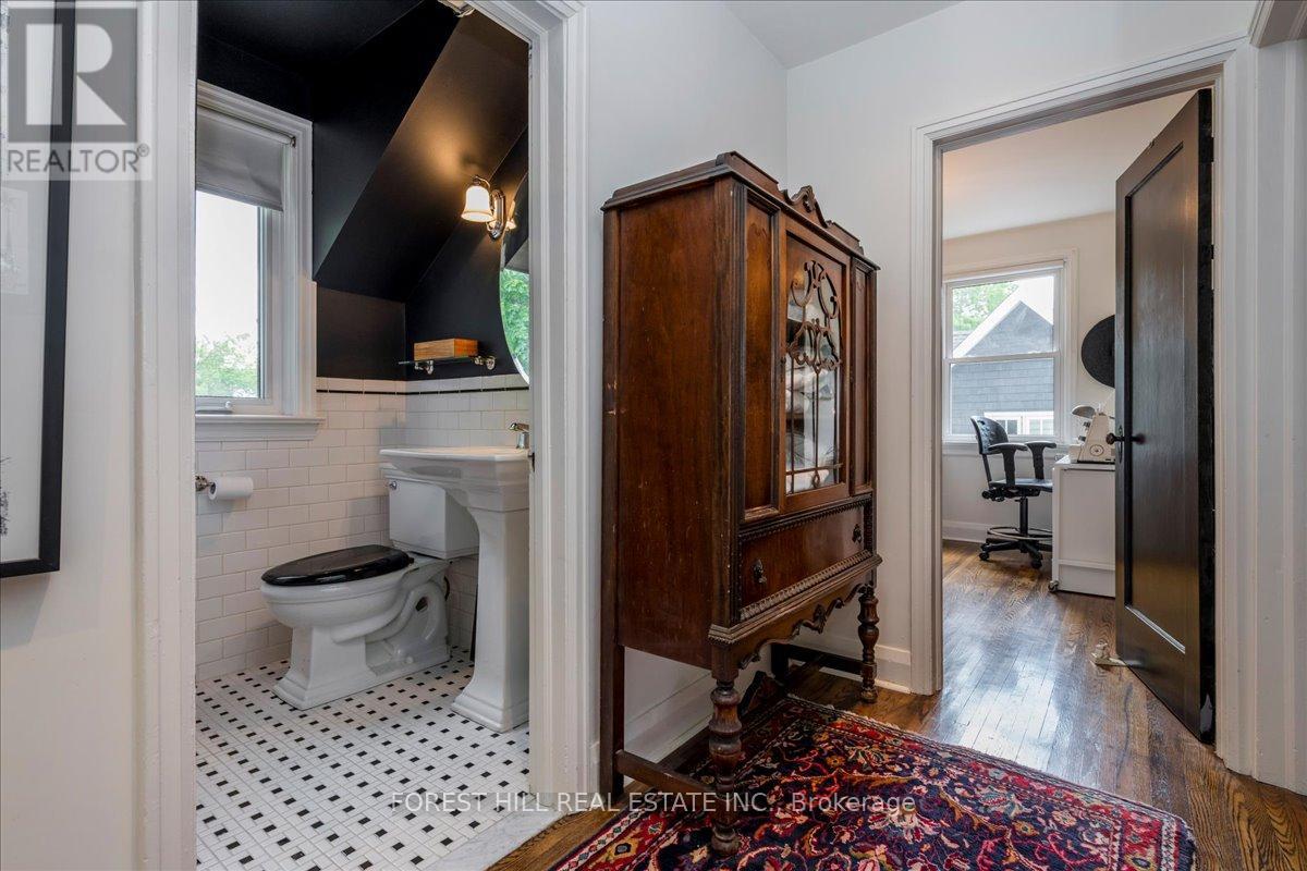 131 Toronto Street, Barrie (Queen's Park), Ontario  L4N 1V3 - Photo 16 - S13482984