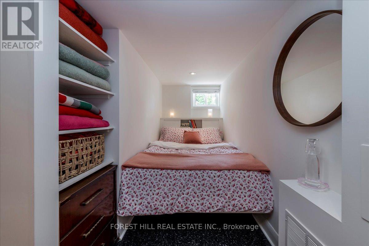 131 Toronto Street, Barrie (Queen's Park), Ontario  L4N 1V3 - Photo 24 - S13482984