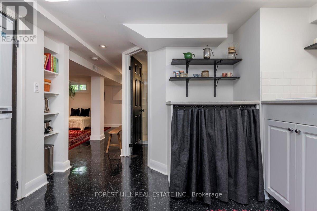131 Toronto Street, Barrie (Queen's Park), Ontario  L4N 1V3 - Photo 30 - S13482984