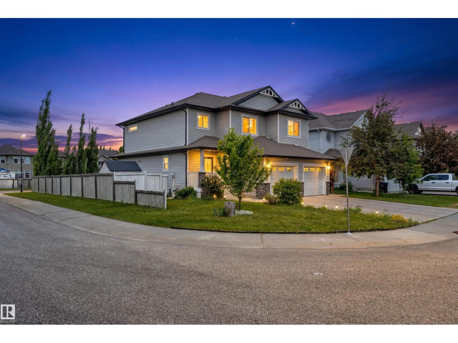 17130 7A AV SW, Edmonton, Alberta