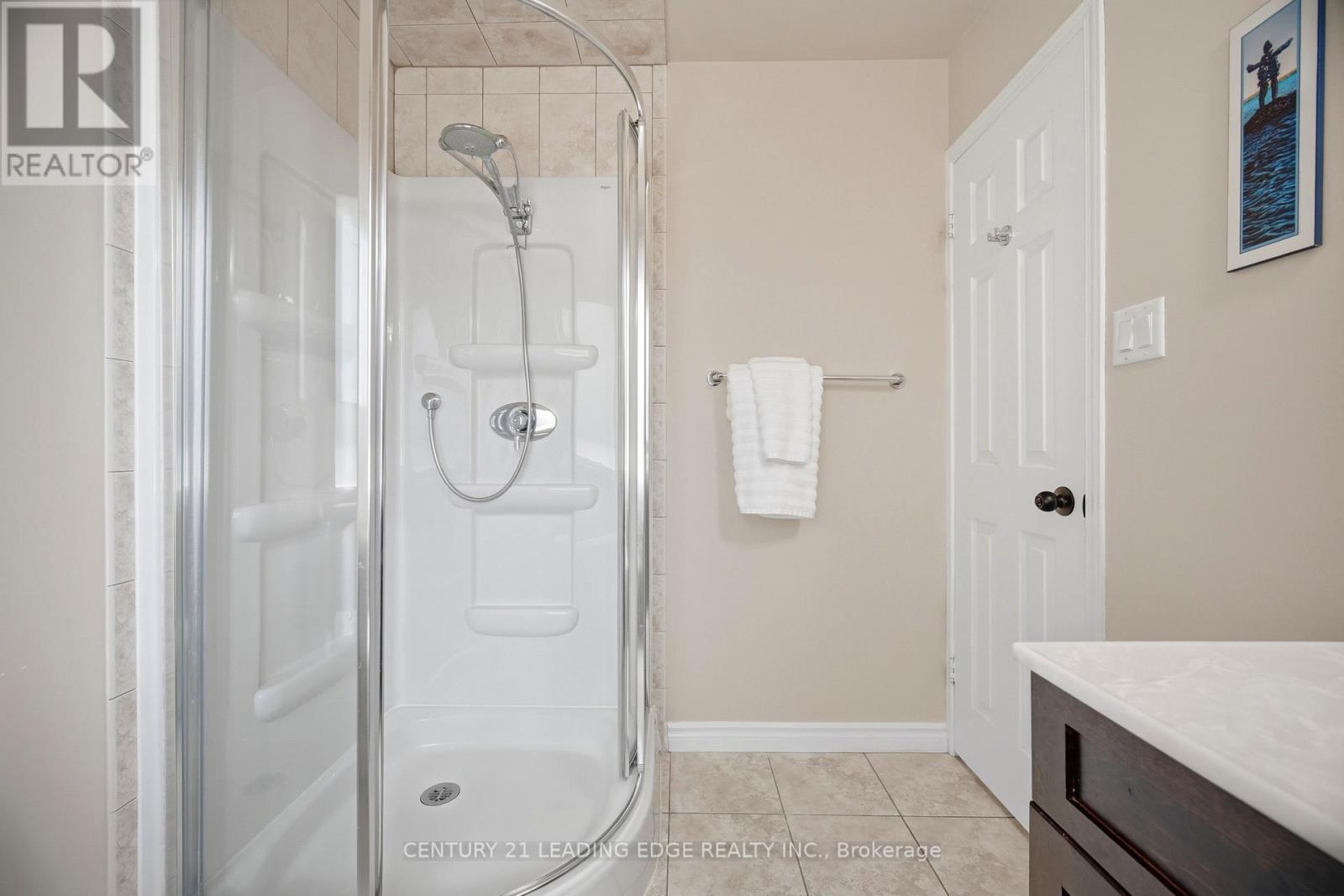2203 Previn Court, Burlington, Ontario  L7P 4J3 - Photo 27 - W13481730