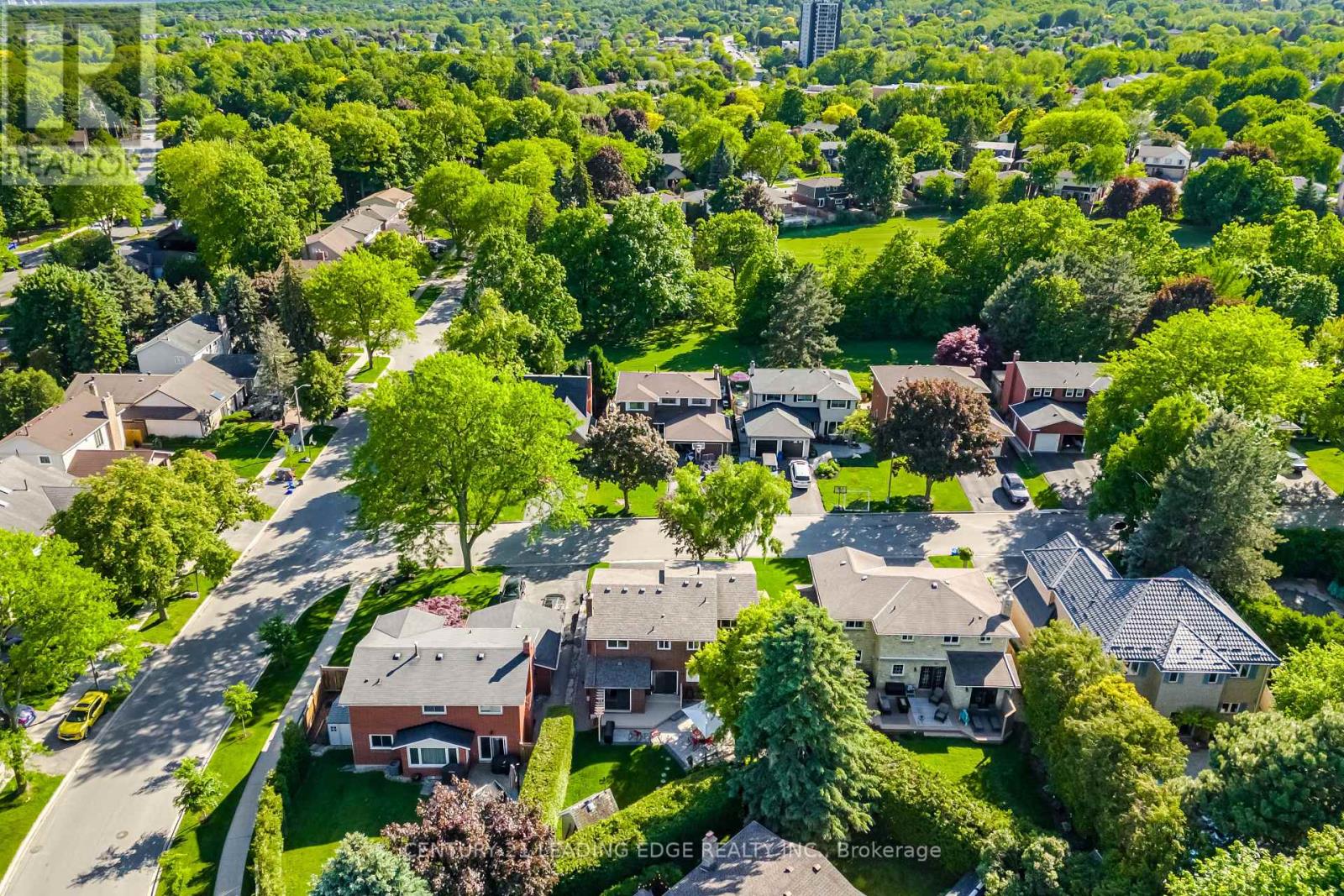 2203 Previn Court, Burlington, Ontario  L7P 4J3 - Photo 47 - W13481730