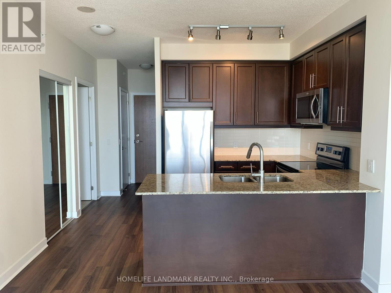 3503 - 3975 Grand Park Drive, Mississauga, Ontario  L5B 4M6 - Photo 2 - W13482882