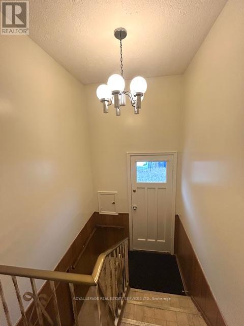Basement - 6 Hiawatha Parkway, Mississauga, Ontario  L5G 3R7 - Photo 3 - W13482938