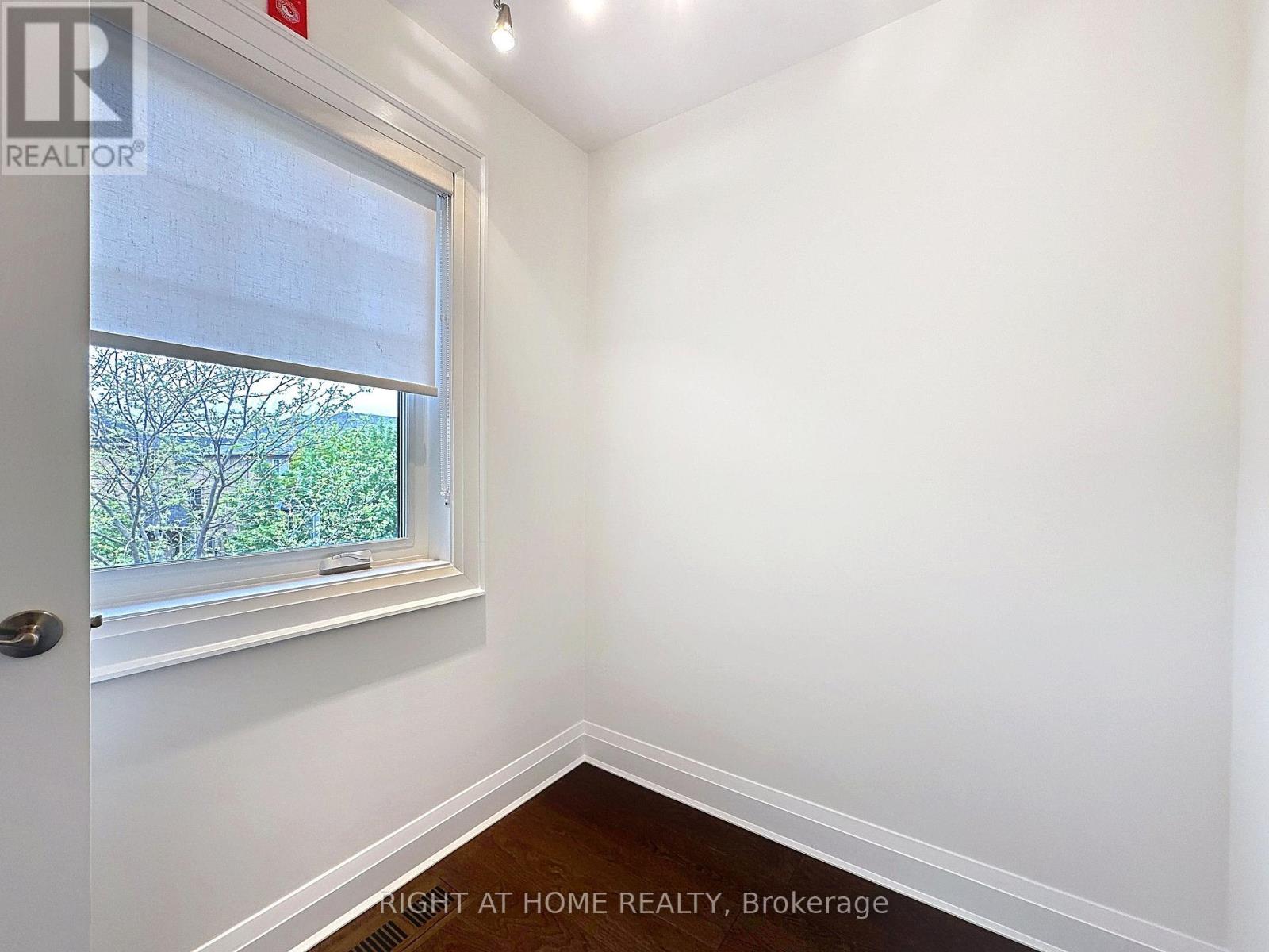 2547 Gill Crescent, Oakville, Ontario  L6H 6R8 - Photo 15 - W13482964